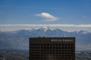 Wells Fargo bonuses